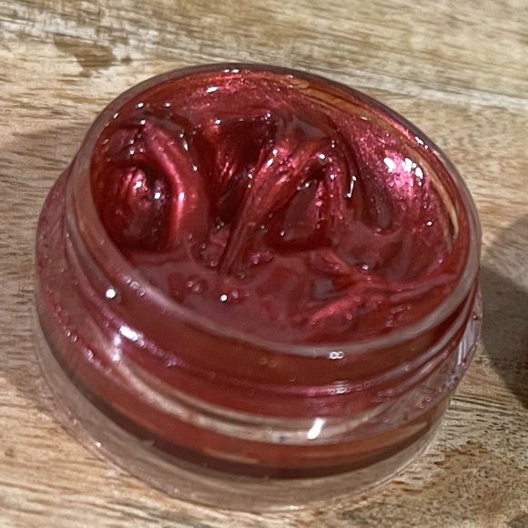 Organic, All Natural, Non-GMO Lip Gloss (color: Bloodlust) - Picture 3 of 3